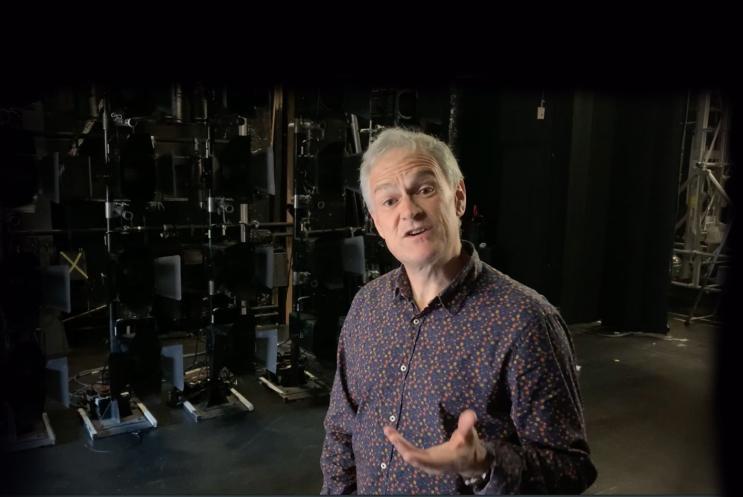 Deryck Newland backstage